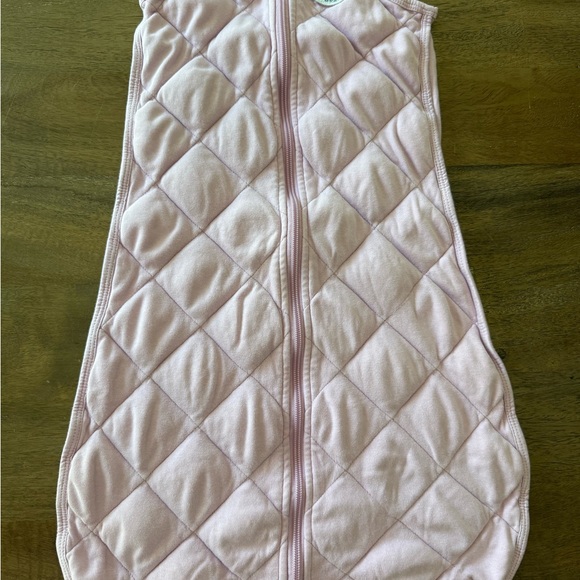 Dreamland Baby Pink Quilted Sleeveless Vest - Picture 1 of 1